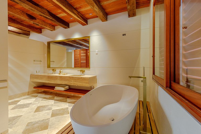 Car015 – Casa de luxo elegante em Getsemani