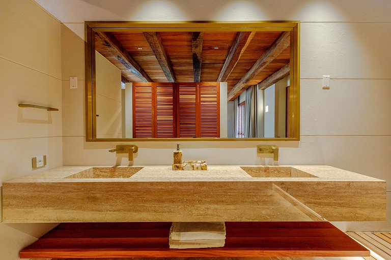 Car015 – Luxury stylish house in Getsemani