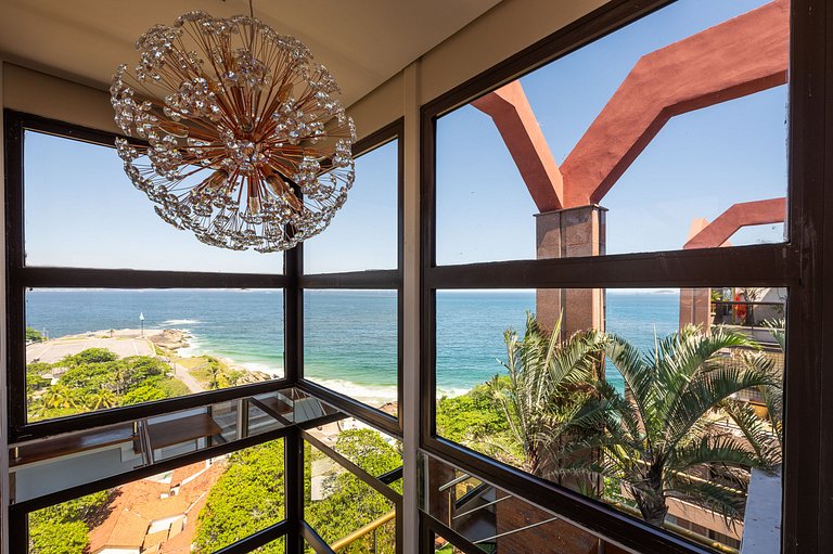 Rio037 - Cobertura de 3 quartos em Arpoador