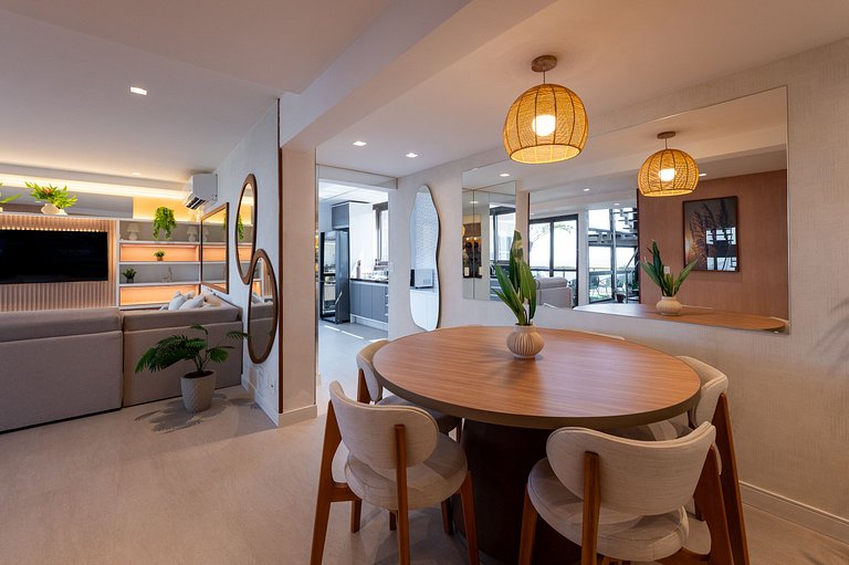 Rio037 - 3 bedroom penthouse in Arpoador