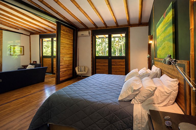 Ang054 - A Tropical Sanctuary in Porto Frade