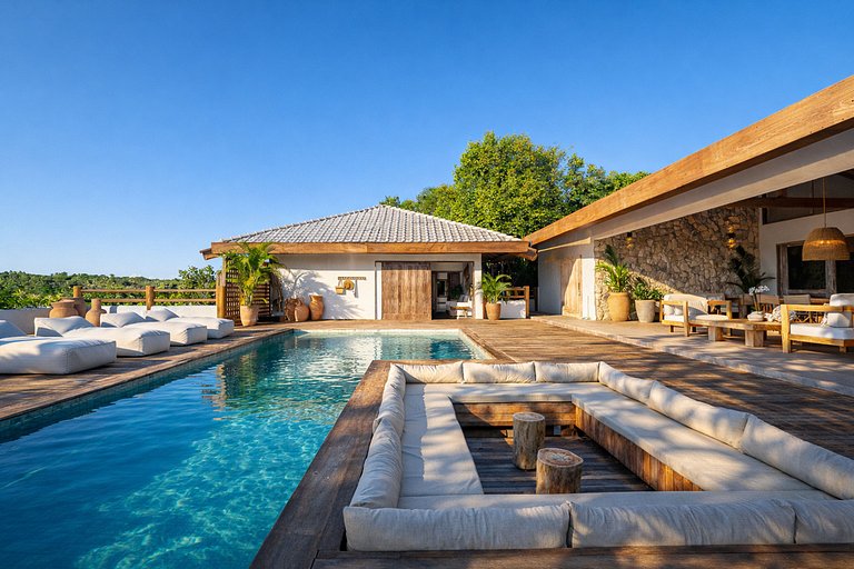 Bah074 - Imposing house over Trancoso River valley