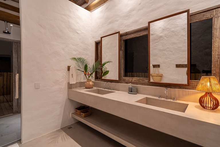 Bah074 - Casa imponente e vista vale rio Trancoso