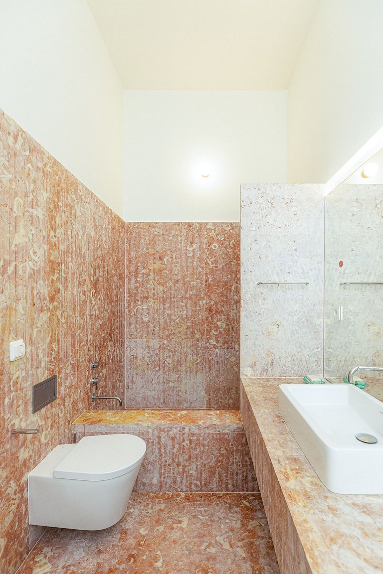 Lis003 - Townhouse for Rent in the heart of Lisbon