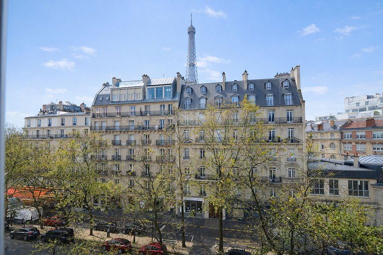 Par061 - Apartamento de alto padrão em Paris 7