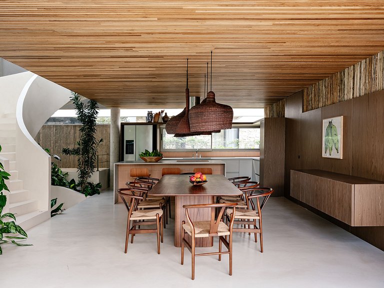 Flo025 - Luxury villa with sea view in Florianpolis