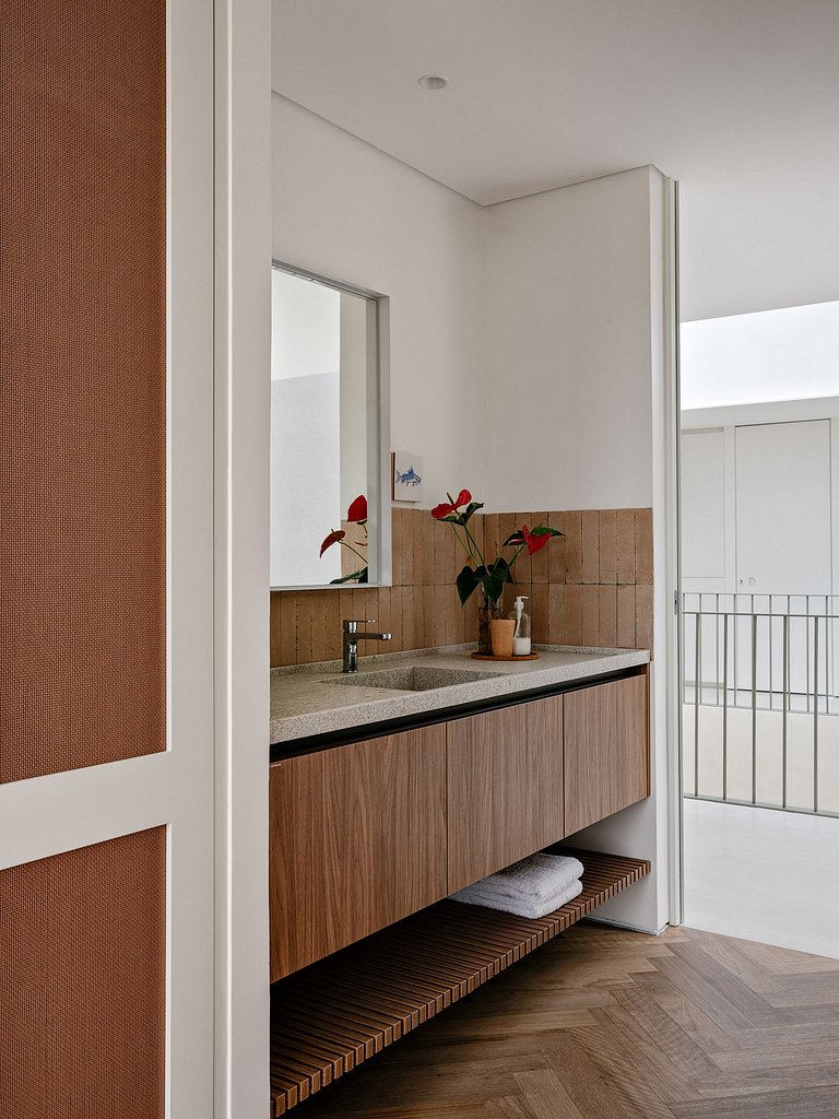 Flo025 - Luxury villa with sea view in Florianpolis