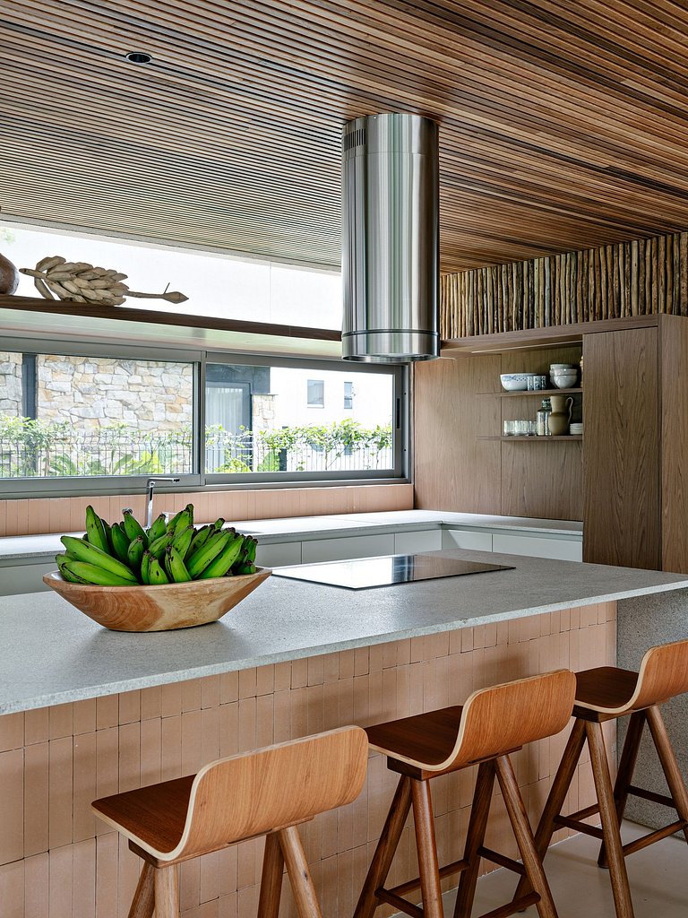 Flo025 - Luxury villa with sea view in Florianpolis