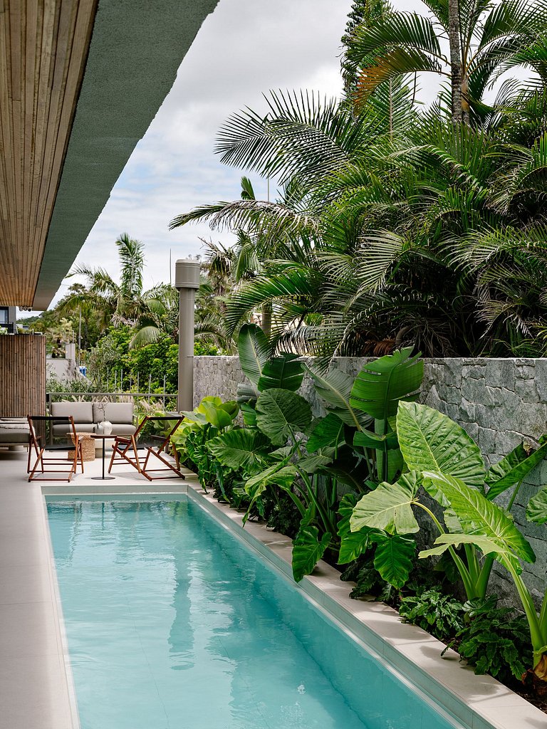 Flo025 - Luxury villa with sea view in Florianpolis