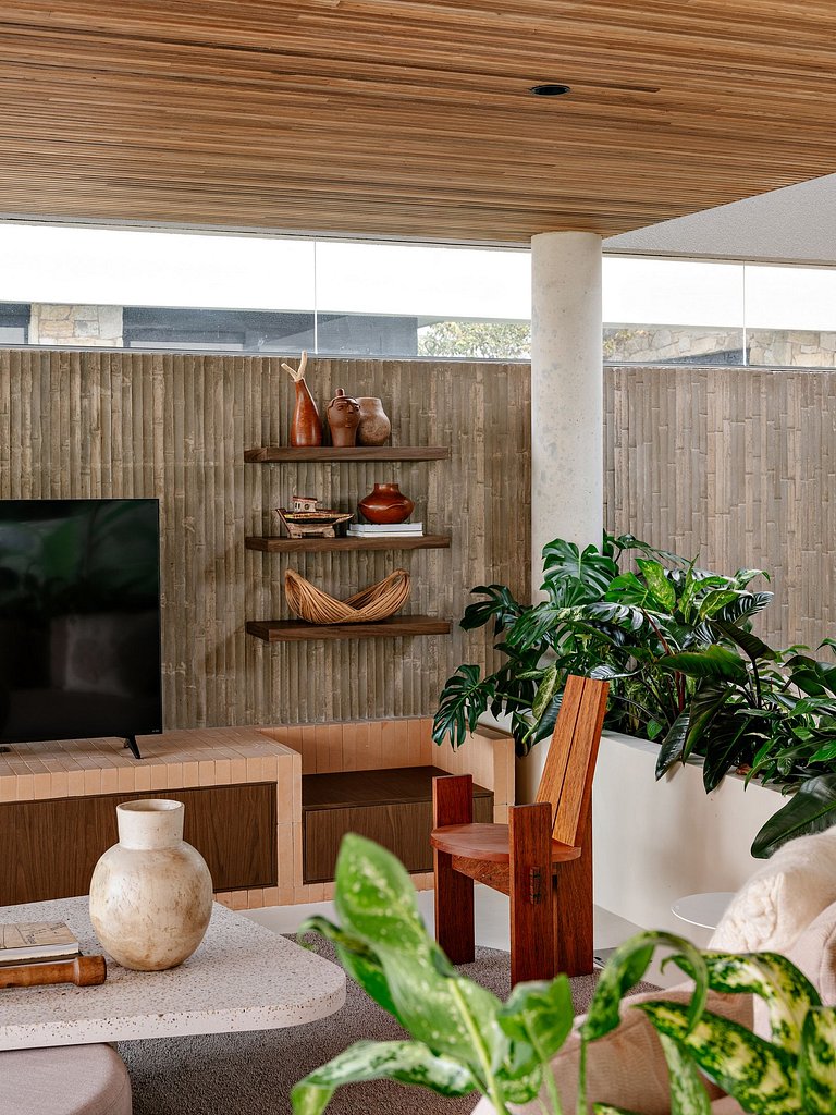 Flo025 - Luxury villa with sea view in Florianpolis