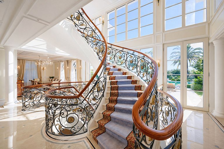 Azu058 - Sumptuous Belle Époque Palace in Cannes