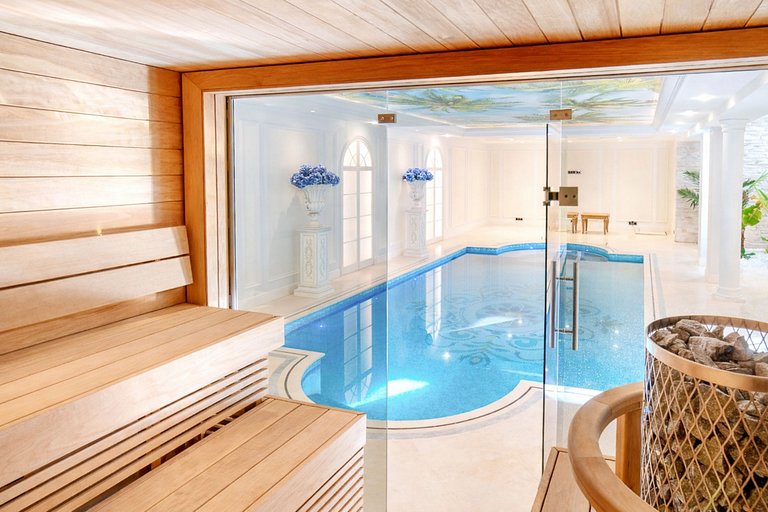 Azu058 - Sumptuous Belle Époque Palace in Cannes