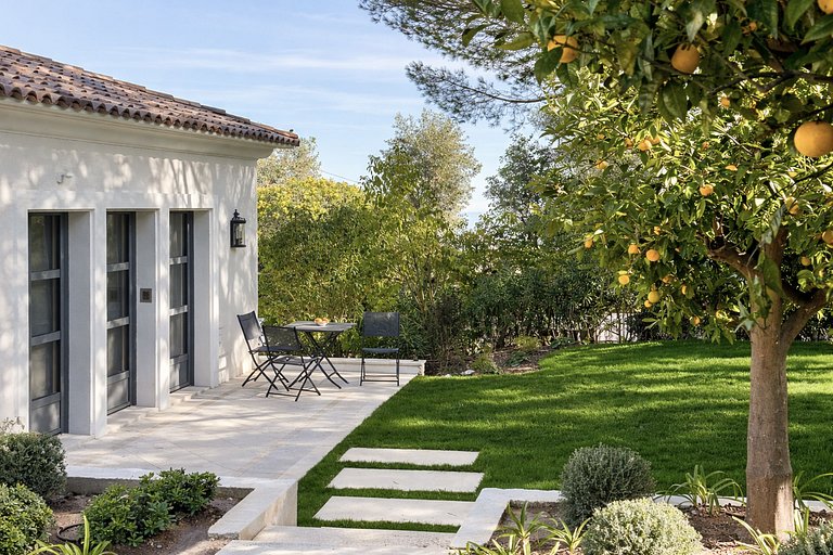 Azu058 - Sumptuous Belle Époque Palace in Cannes