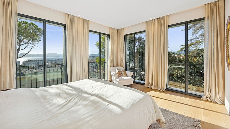 Azu089 - Villa neo provenzal con vistas mar