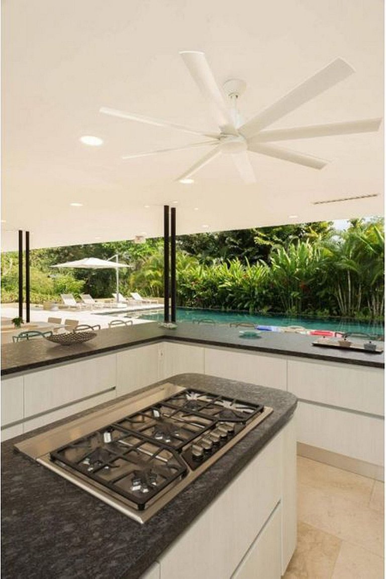 Anp083 – Villa contemporaine avec piscine à Mesa de Yeguas