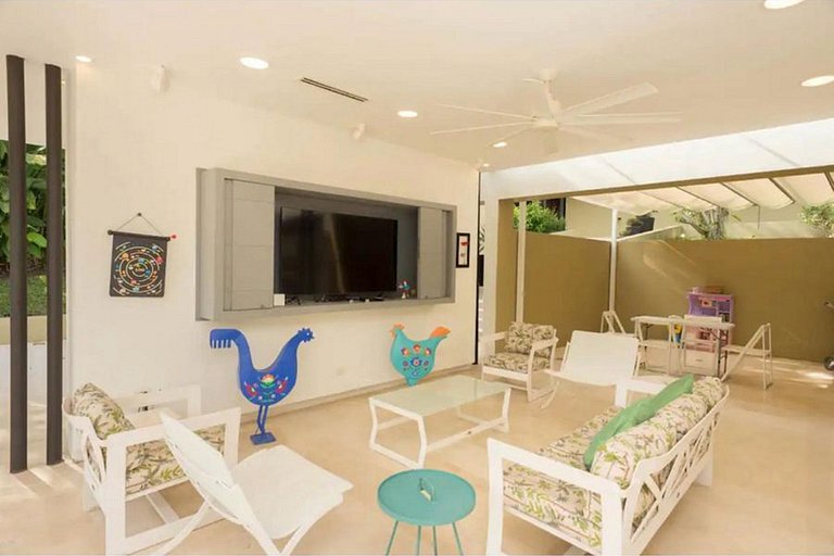 Anp083 – Villa contemporaine avec piscine à Mesa de Yeguas