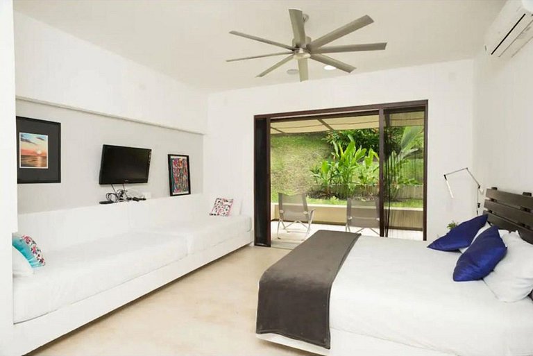 Anp083 – Villa contemporaine avec piscine à Mesa de Yeguas