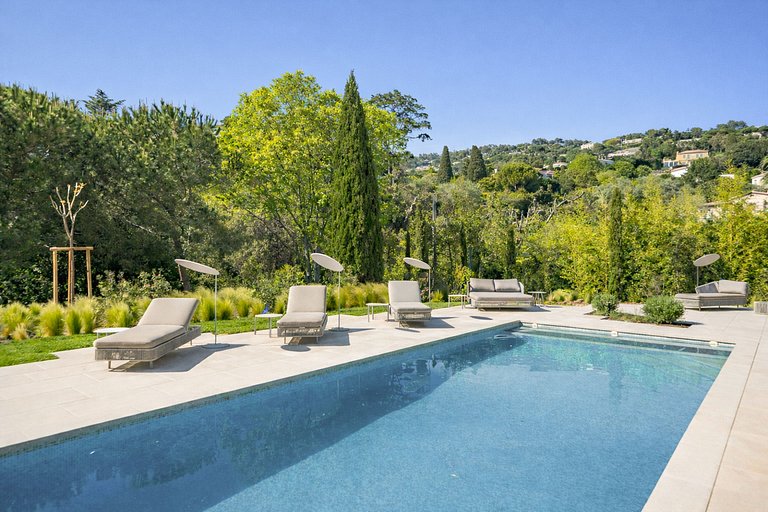 Azu128 – Elegante villa com jardim, piscina em Cannes