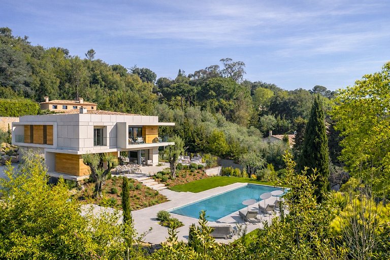 Azu128 – Élégante villa avec jardin, piscine à Cannes