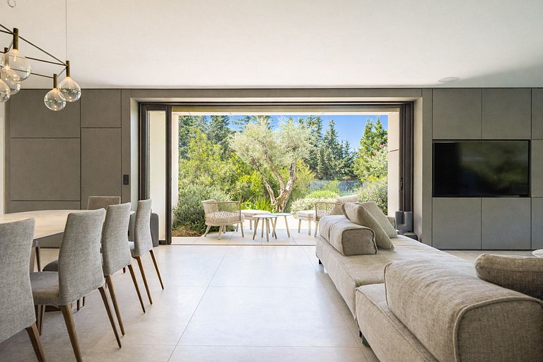 Azu128 – Elegante villa con jardín, piscina en Cannes
