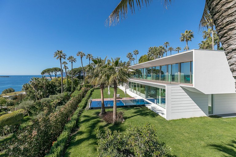 Azu195 – Villa de lujo con vista panorámica al mar en Cannes
