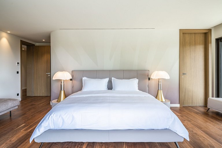 Azu128 – Elegant garden villa with pool in Cannes