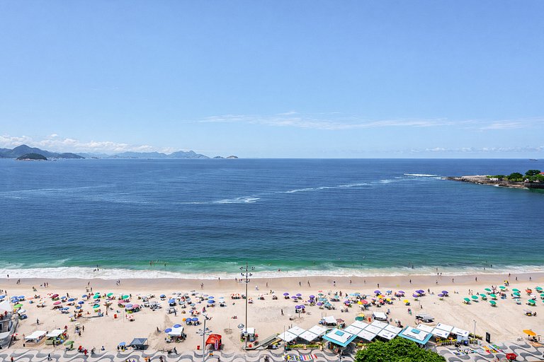 Rio114 - Luxury Beachfront Penthouse in Copacabana