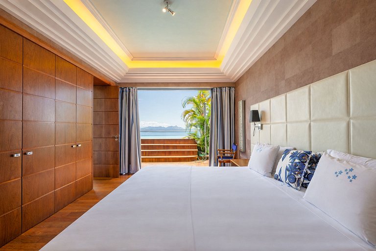 Rio114 - Cobertura de luxo à beira-mar em Copacabana