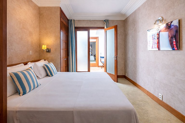 Rio114 - Cobertura de luxo à beira-mar em Copacabana