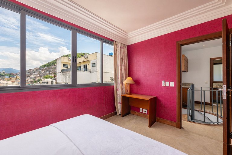 Rio114 - Luxury Beachfront Penthouse in Copacabana