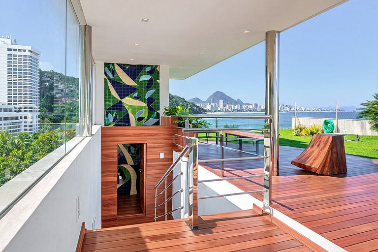 Rio006 - Exceptional Oceanfront Residence in Leblon