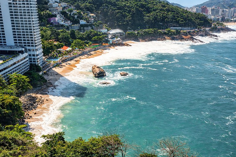 Rio006 - Exceptional Oceanfront Residence in Leblon