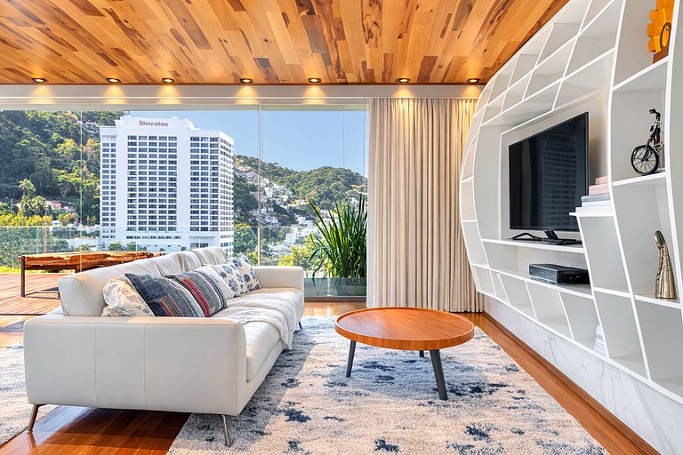 Rio006 - Exceptional Oceanfront Residence in Leblon