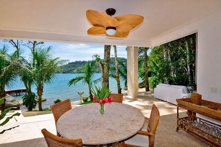 Ang046 - Magnifique villa en bord de mer à Angra dos Reis