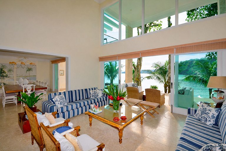 Ang046 - Magnifique villa en bord de mer à Angra dos Reis