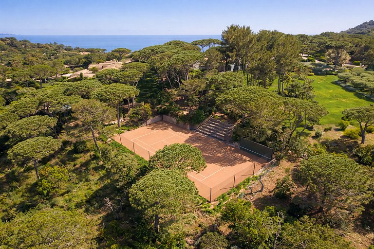 Azu032 - Villa de Excepción en Saint-Tropez