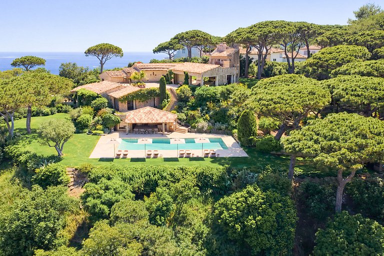Azu032 - Villa de Excepción en Saint-Tropez