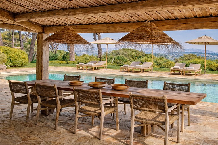 Azu032 - Exceptional Villa in Saint-Tropez