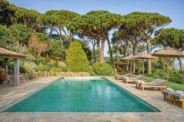 Azu032 - Villa d'exception à Saint-Tropez