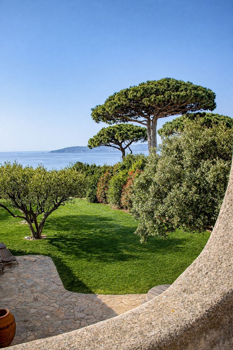 Azu032 - Villa d'exception à Saint-Tropez