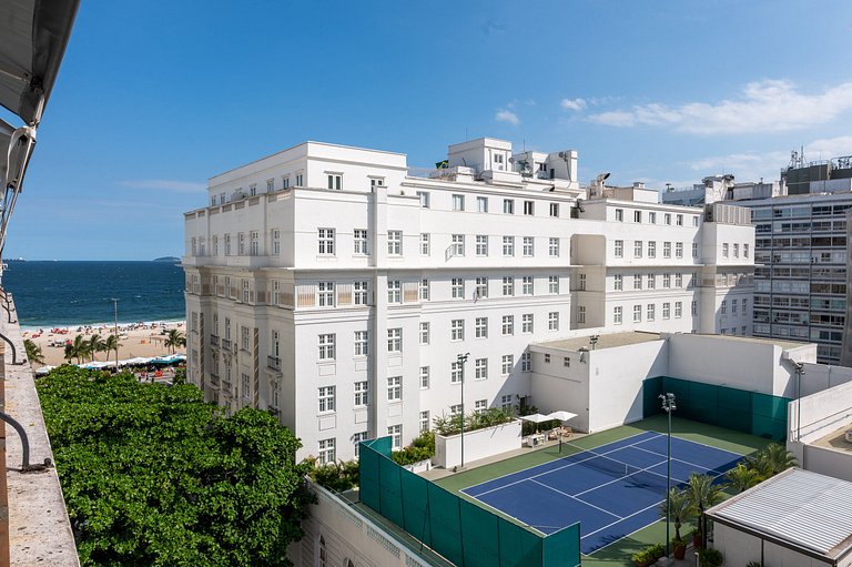 Rio155 - Cozy apartment steps from Copacabana Palace