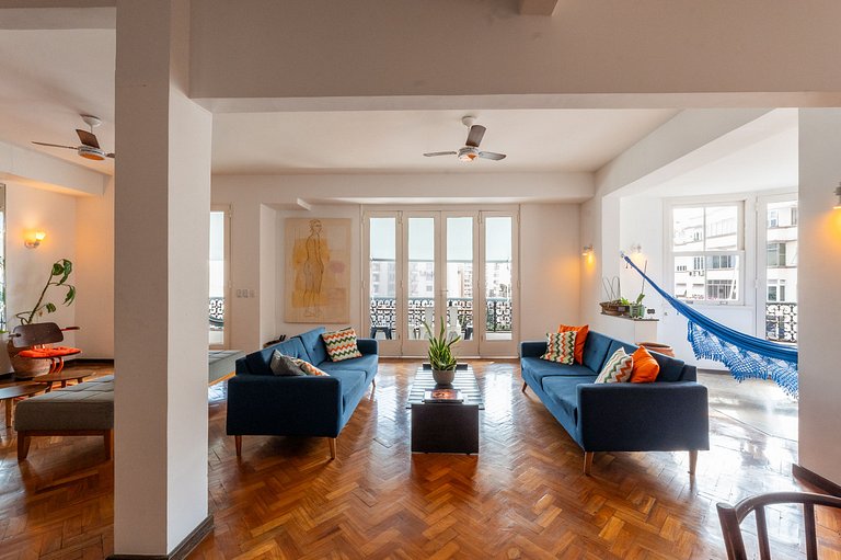 Rio155 - Cozy apartment steps from Copacabana Palace