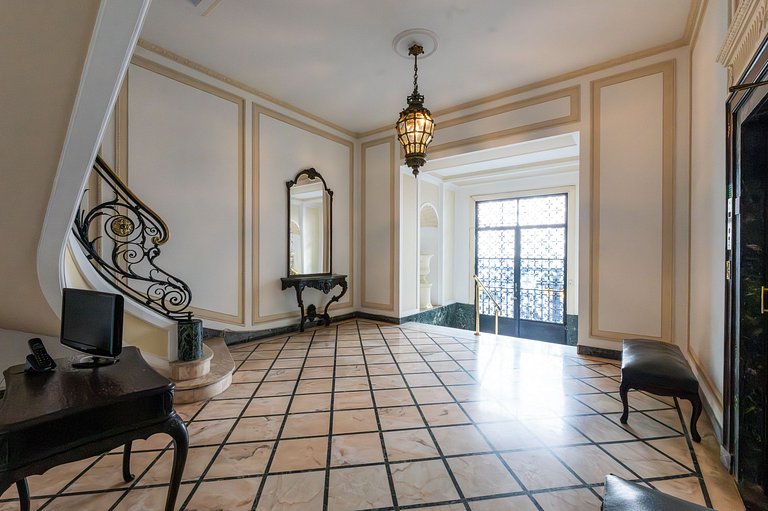 Rio155 - Cozy apartment steps from Copacabana Palace