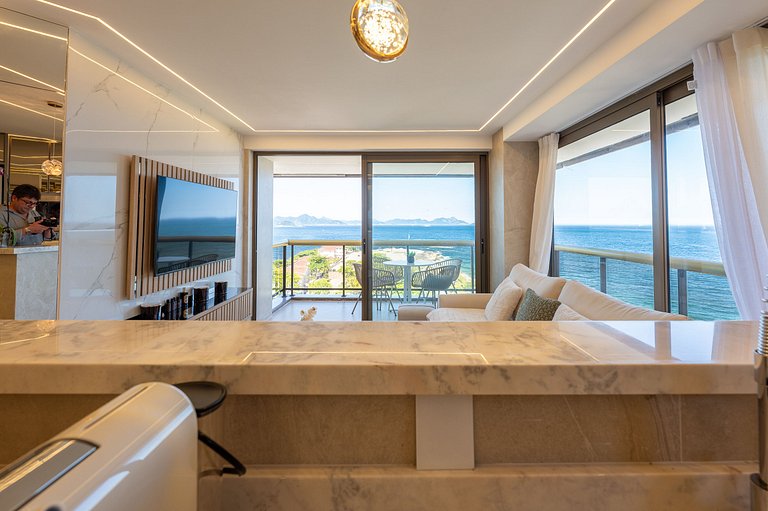 Rio240 - Front-Row Ocean Living at La Réserve
