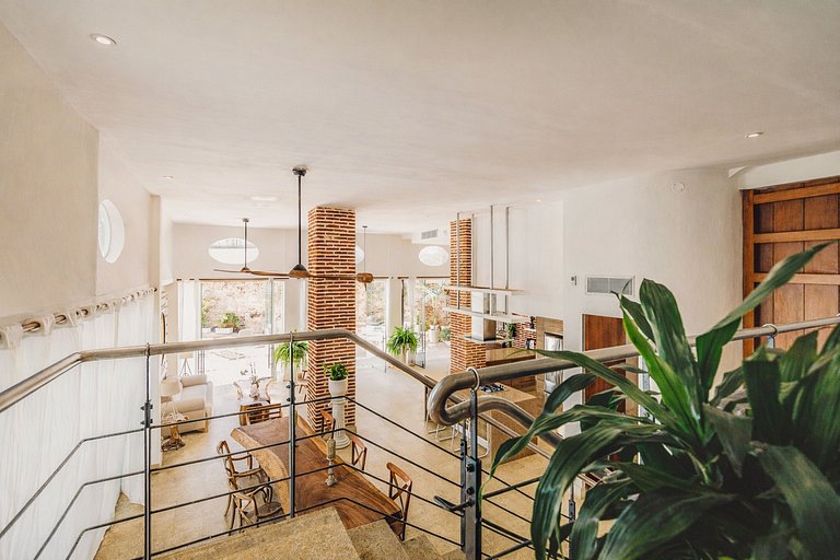 Car002 - Exceptional Luxury Apartment with Private Pool