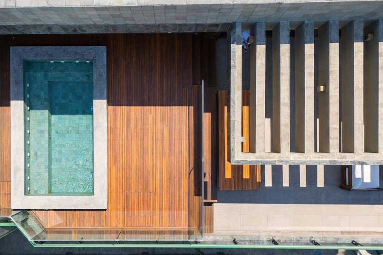 Rio021 - Cobertura de luxo à beira-mar na Praia do Pepê