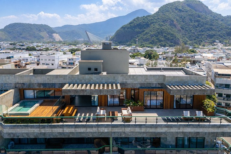 Rio021 - Luxury beachfront penthouse at Praia do Pepe