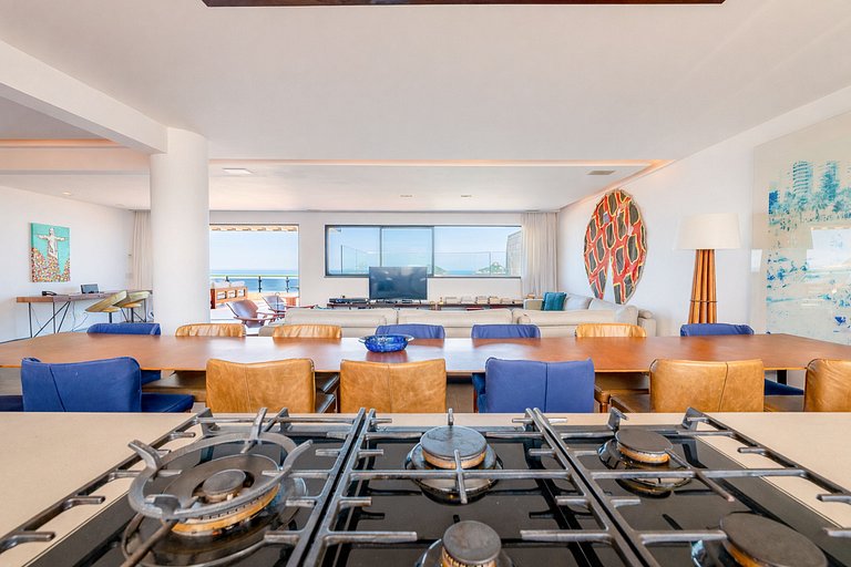 Rio021 - Luxury beachfront penthouse at Praia do Pepe