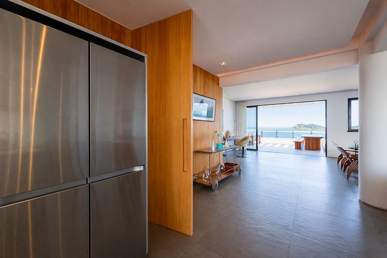 Rio021 - Luxury beachfront penthouse at Praia do Pepe