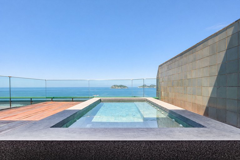 Rio021 - Luxury beachfront penthouse at Praia do Pepe